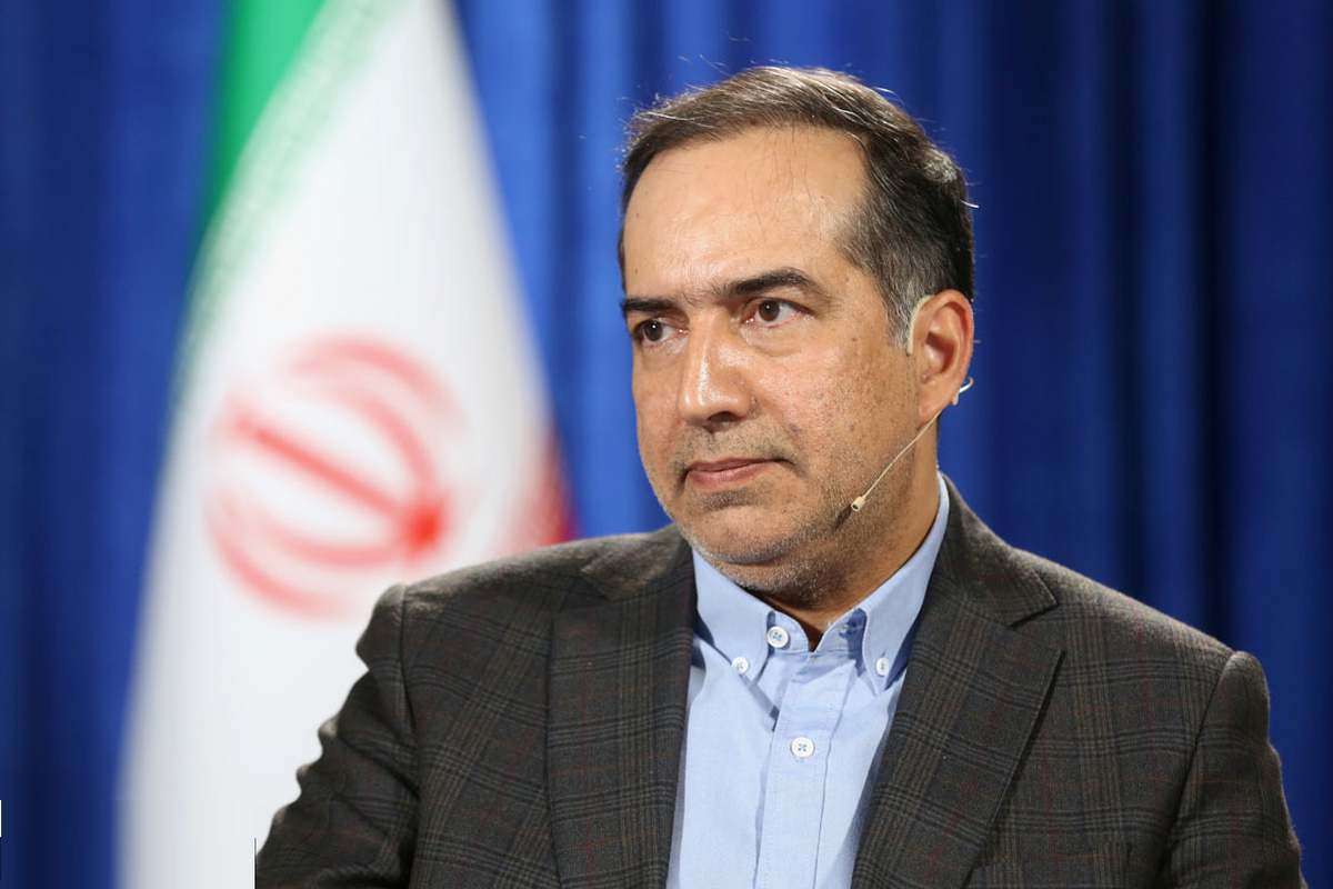 حسین انتظامی: کاش قانون انتخابات اجازه انصراف به نامزد‌های تایید شده نمی‌داد / اینگونه بساط نامزد‌های پوششی که دستمزد‌های خوبی هم می‌گیرند، جمع می‌شد
