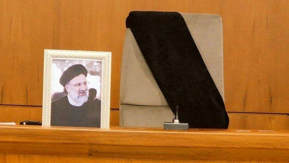 اعتراف روزنامه دولت: این روزها نقد دولت رئیسی خط قرمز است