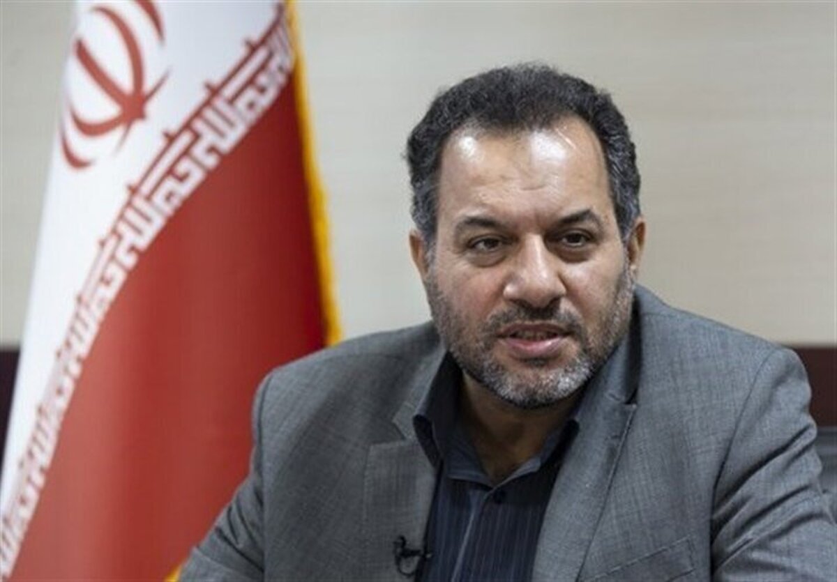 بانکی پور: اگر زنان بی‌حجاب نگذارند از آنها عکس گرفته شود، ماموران باید آنها را به اولین مقر پلیس تحویل دهند
