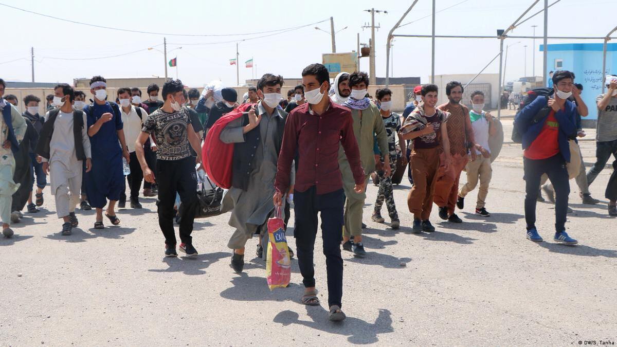 یک پنجم جمعیت افغانستان در ایران؛ روزی ۱۰ هزار افغانستانی وارد کشور می‌شوند
