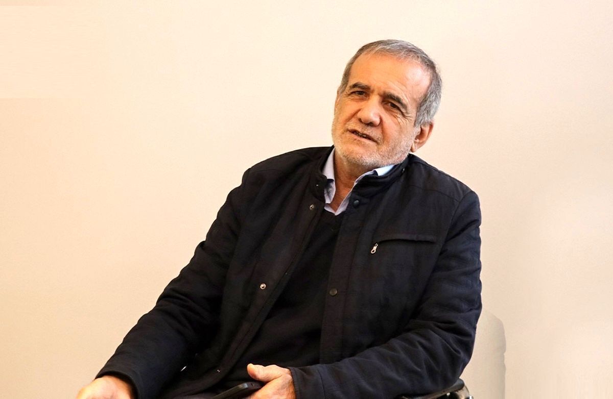 فیلم؛ پزشکیان: بیایند بگردند؛ اگر چیزی از بیت‌المال برداشته‌ام، مرا جلوی چشم مردم اعدام کنند