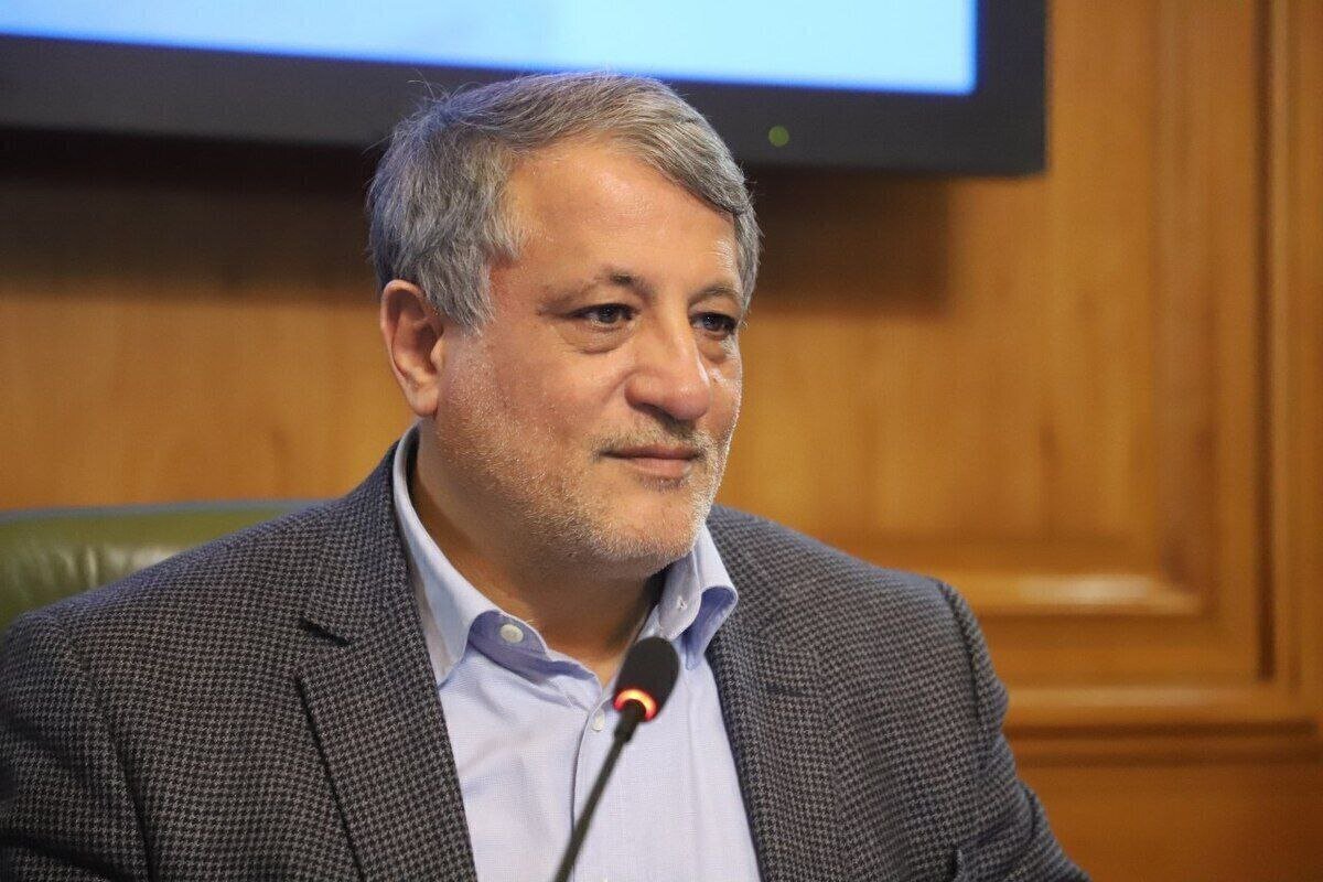 انتقاد محسن هاشمی به جلیلی برای استفاده از زمان پزشکیان در مناظره اول
