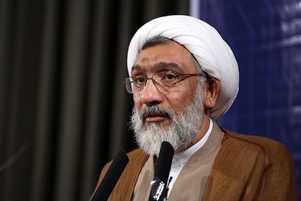 پورمحمدی: به جلیلی گفتم پای قطعنامه‌های وحشتناکی که مسئولش بودی هستی؟ / مسئولیت کار‌هایی که مانع آن بودی بپذیر/ نمی‌شود جاخالی بدهید و بگویید امام زاده و مقدس هستید