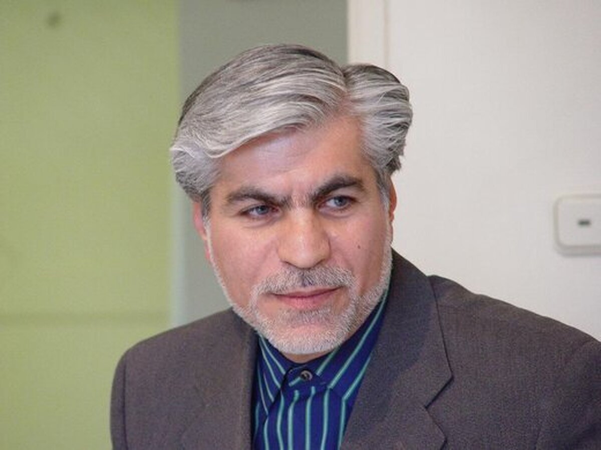 رئیس سابق بانک مرکزی: از خود بپرسید چرا بعد از رئیس جمهورشدن پزشکیان، نرخ ارز کاهش یافت