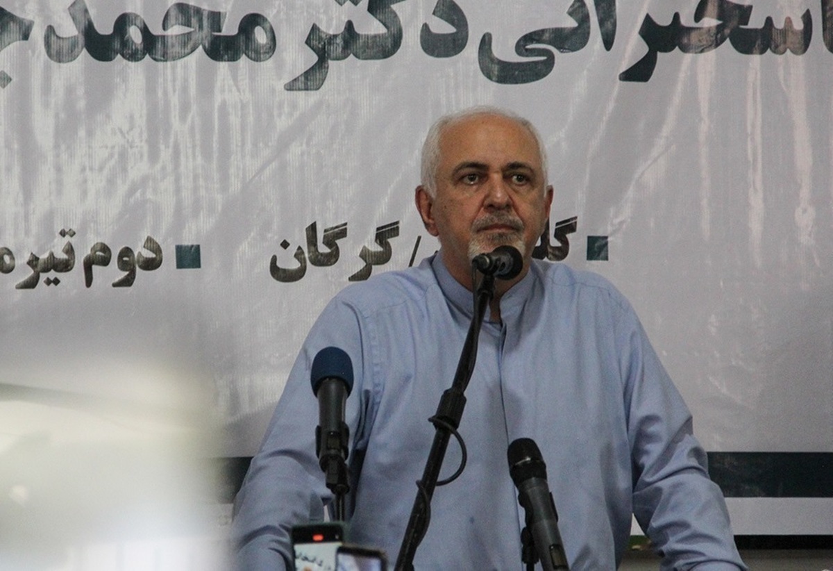 فیلم؛ ظریف: می‌گویند «تو بی خود کردی وقتی معنای قرآن را هم نمی‌فهمی، راجع به آن صحبت می‌کنی»