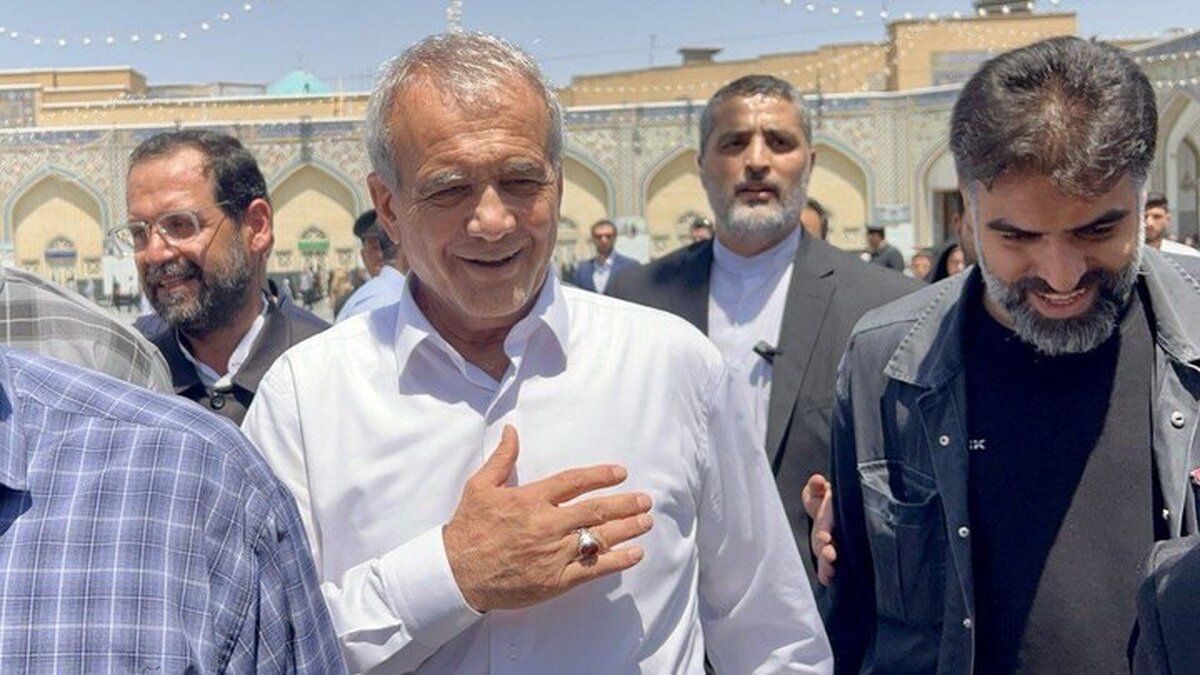 پزشکیان: ایران برای یک جناح نیست/ نمی‌گذارم کسی را به خاطر عقیده‌‌اش از دانشگاه اخراج کنند/  نباید پاسخ به هیچ معلمی را با باتوم داد