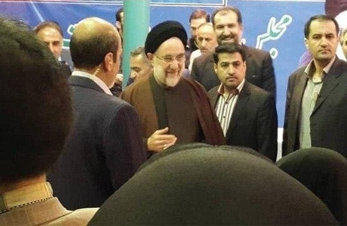 فیلم؛ سید محمد خاتمی رای خود را در حسینیه جماران به صندوق انداخت