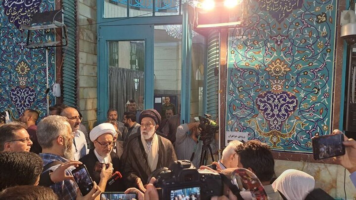 پیش‌بینی هادی خامنه‌ای از نتیجه انتخابات / معصومه ابتکار: اگر دنبال تغییر هستید پای صندوق بروید / تقسیم‌بندی عجیب محسن رضایی از ادوار انتخابات ریاست‌جمهوری
