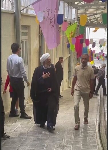 قاضی‌زاده بعد از انصراف در کدام شهر رأی داد؟ / نوبخت و مجید انصاری به جماران رفتند / حدادعادل در صف رأی مسجد لرزاده