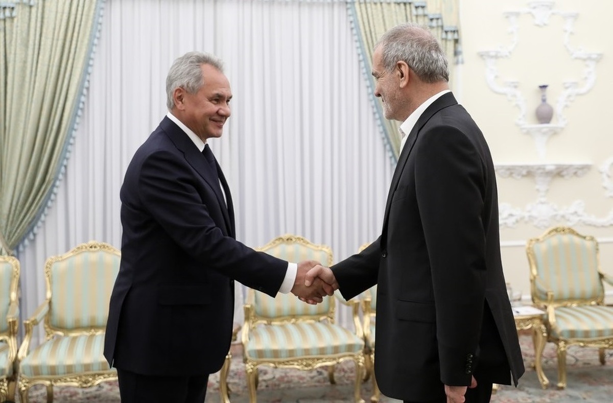 پزشکیان در دیدار دبیر شورای امنیت ملی روسیه: ایران به هیچ عنوان به دنبال توسعه دامنه جنگ و بحران در منطقه نیست، اما قطعاً این رژیم پاسخ گستاخی خود را {ترور شهید اسماعیل هنیه} دریافت خواهد کرد