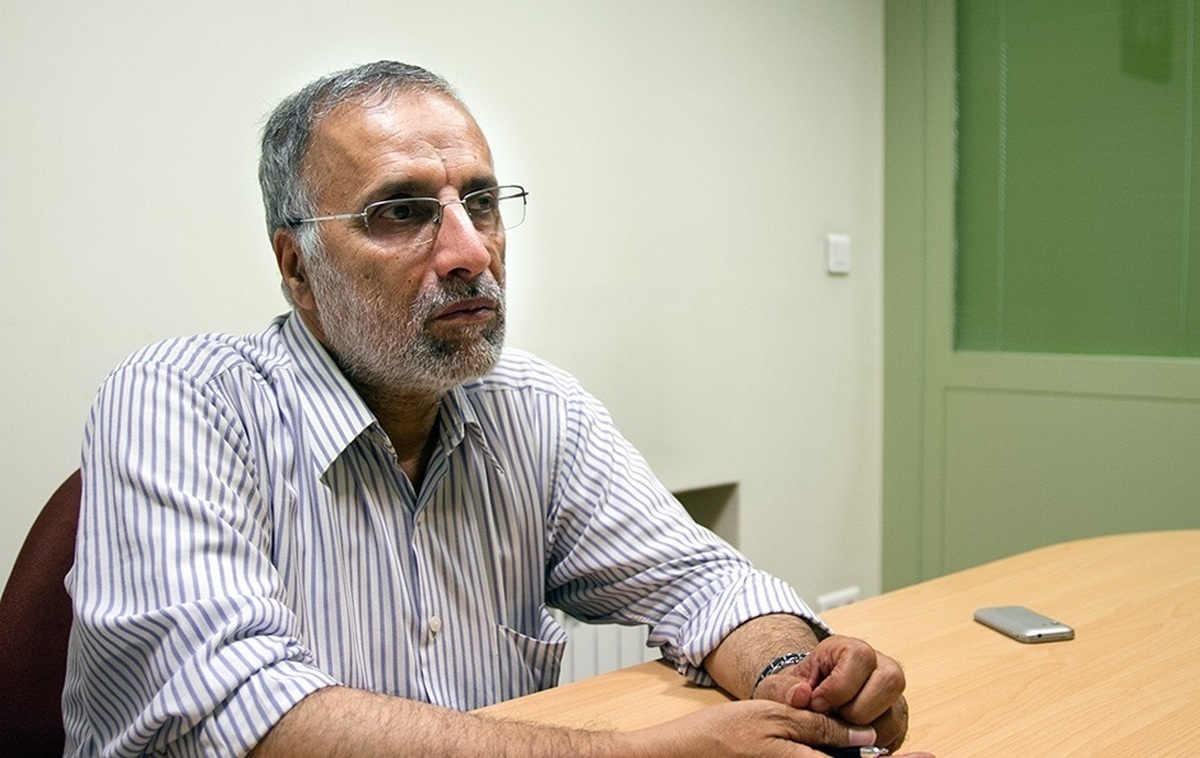 دولت سایه یعنی دولتی که روی کار آمده باید زمین‌گیر شود