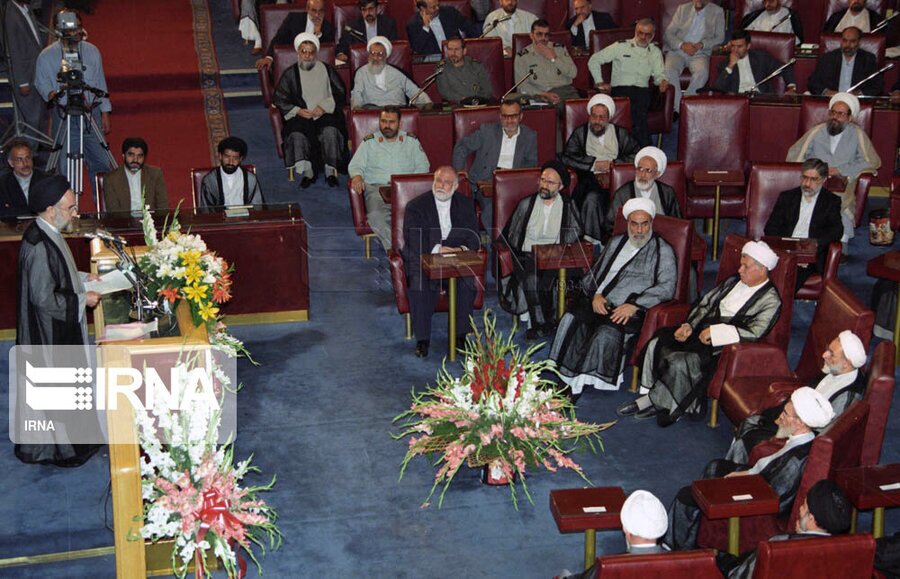 گزارش تصویری؛ تحلیف رییس‌جمهوری، از بنی‌صدر تا رئیسی
