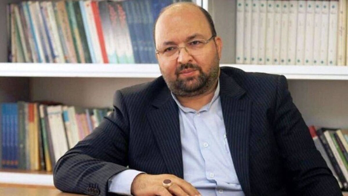 انتقاد سخنگوی جبهه اصلاحات از عدم مرخصی مصطفی تاجزاده/ سوال جدی این است که آیا تاج‌زاده زندانی خطرناک محسوب می‌شود یا اساسا او را از حقوق شهروندی‌اش محروم کرده‌اند؟