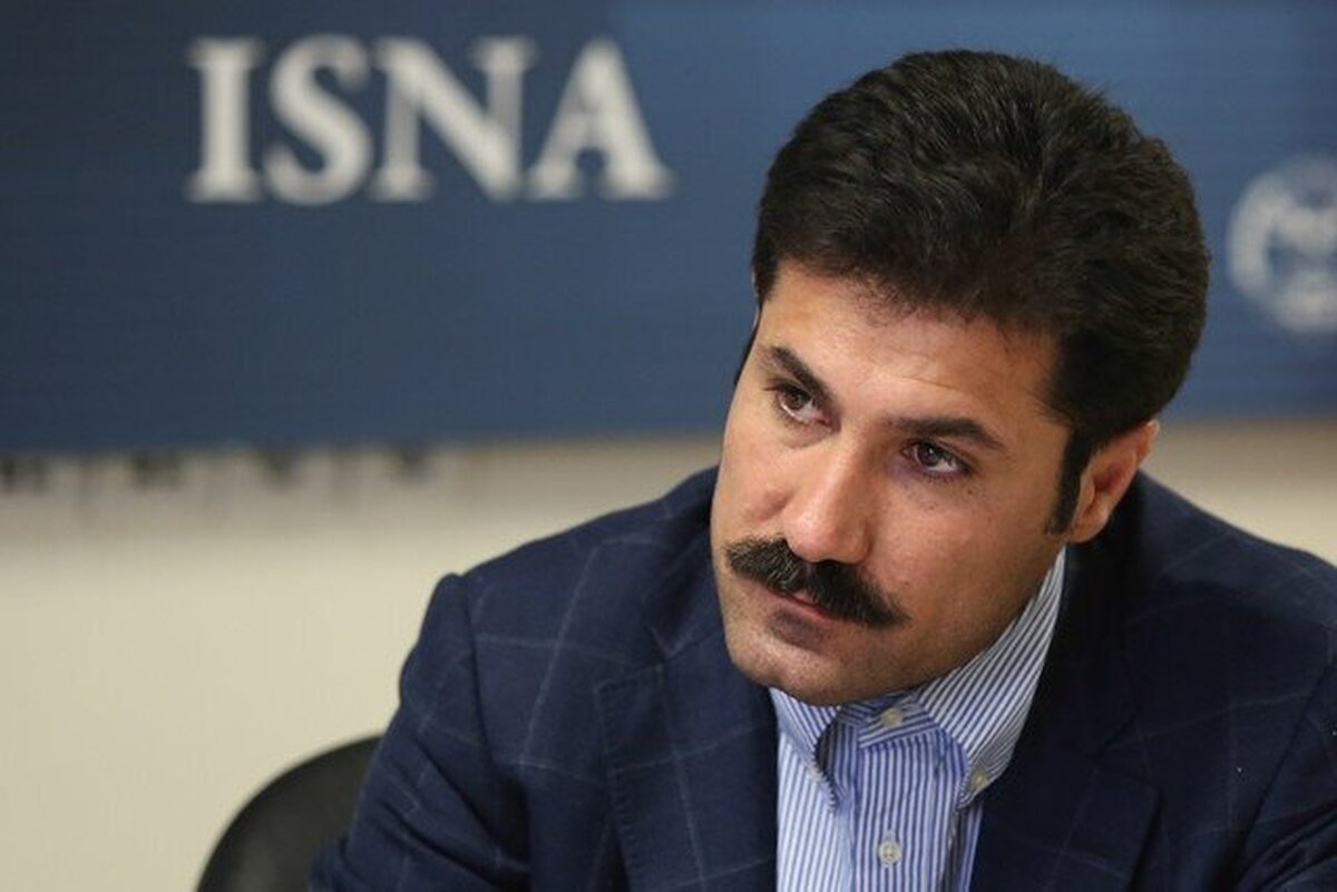 حسین‌زاده، معاون اهل سنت رئیس‌جمهوری: ایمان دارم که توسعه ایران با مهر و انسجام سهل‌تر است