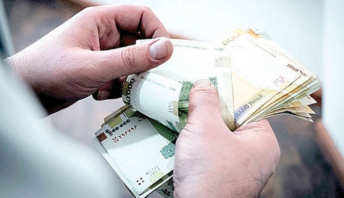 تاجگردون: تعیین حداقل دستمزد کارگران تأثیری در لایحه بودجه ندارد