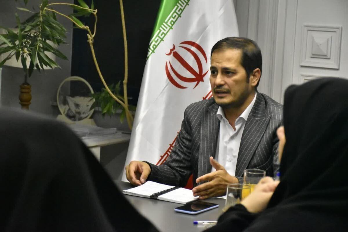 فعالیت‌های خیریه شمس در حمایت از دانش‌آموزان محروم؛ از توزیع لوازم‌التحریر تا برگزاری جشن‌های ازدواج