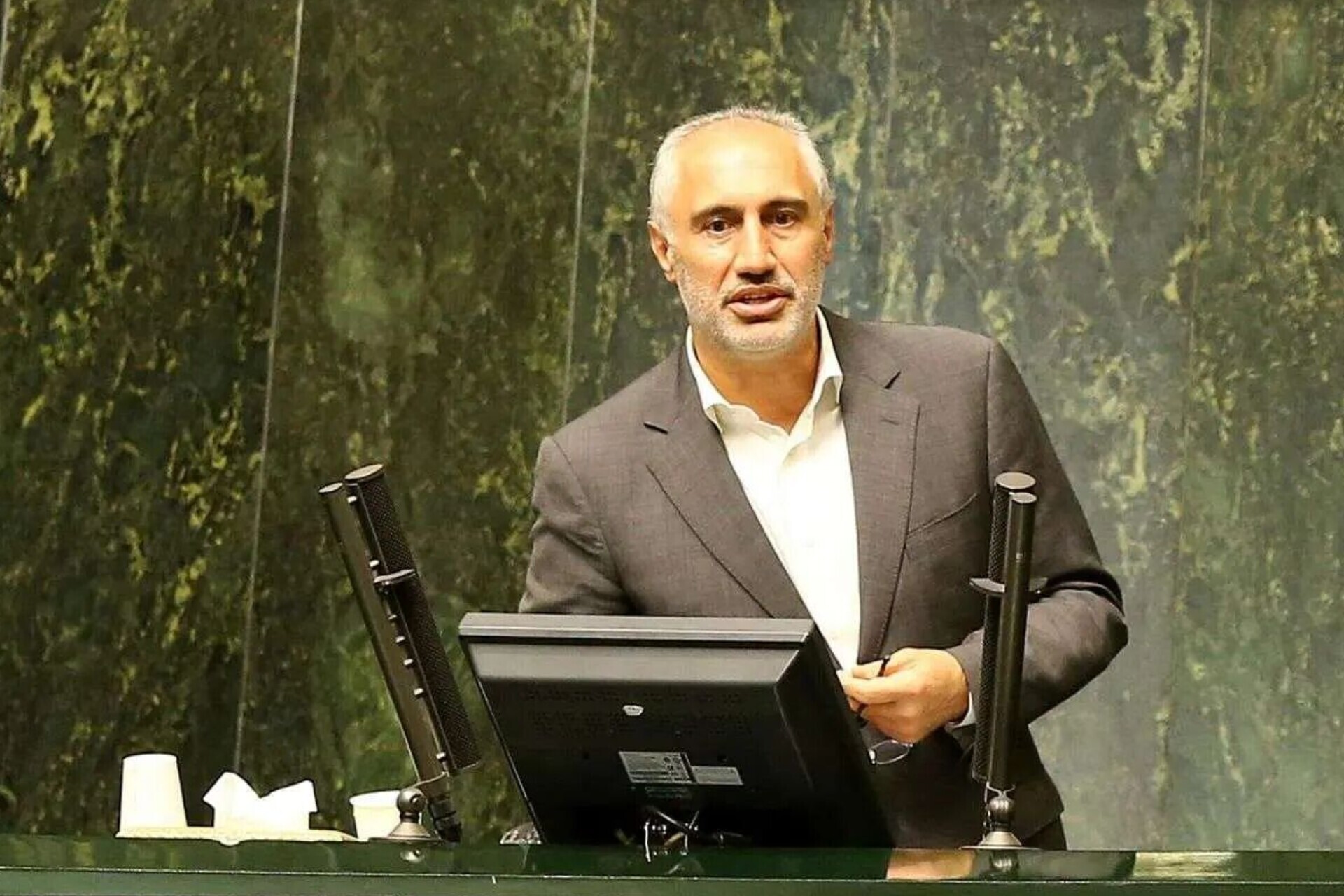 مشروح دفاعیات پورمحمدی از لایحه بودجه ۱۴۰۴ در صحن علنی مجلس