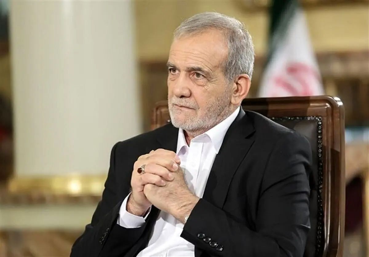 پزشکیان: رهبری به من گفتند «نگفته‌ام فیلتر کنند، بلکه گفته‌ام که فضای مجازی مدیریت شود»