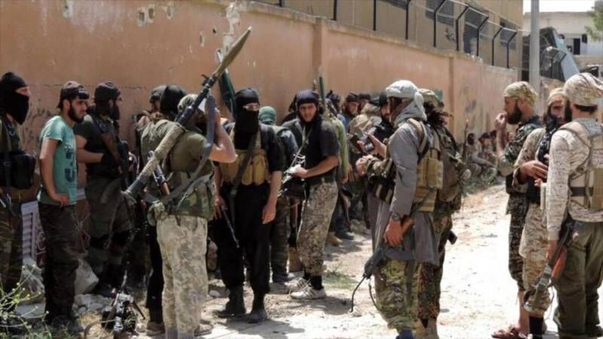 مخالفین مسلح سوری: اکنون در فاصله ۲۰ کیلومتری دمشق قرار داریم