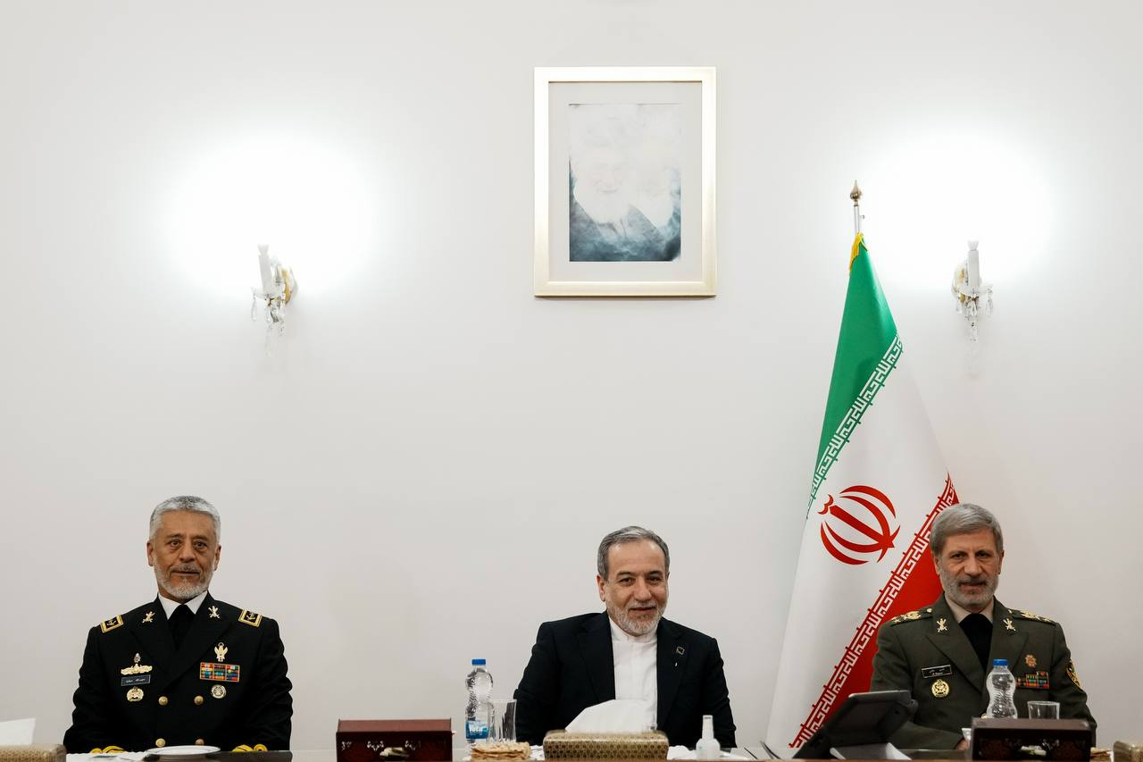 عراقچی: اقتدار نیروهای مسلح پشتوانه دیپلماسی ایران است عراقچی: اقتدار نیروهای مسلح پشتوانه دیپلماسی ایران است