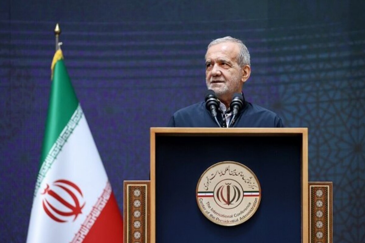 پزشکیان: دشمنان می‌خواهند ما و همسایگان را با اختلافات نژادی و قومی، دشمن کنند