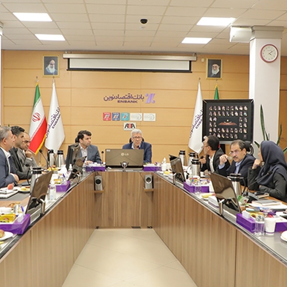 معاون بانک اقتصادنوین: امسال، سال شعب است