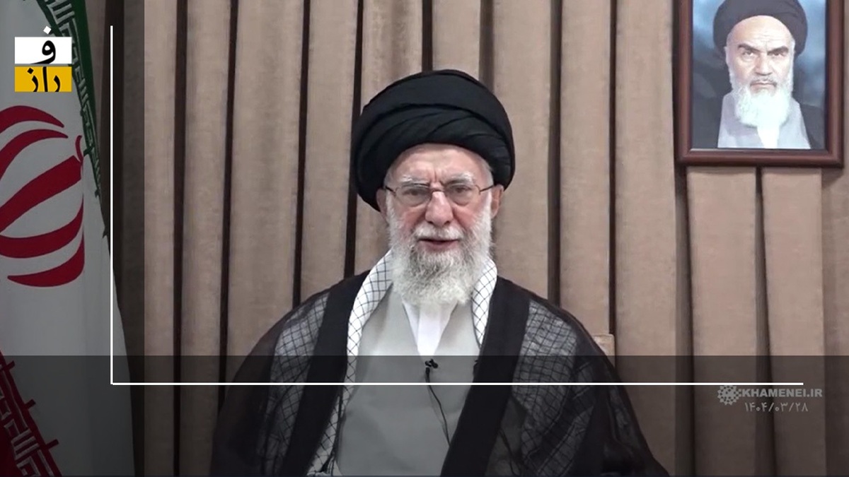 رهبر ایران: ملت ایران تسلیم شدنی نیست | ورود آمریکا در این قضیّه صد درصد به ضرر او است |  ملّت ایران در مقابل تحمیل، تسلیم هیچ کس نمی‌شود