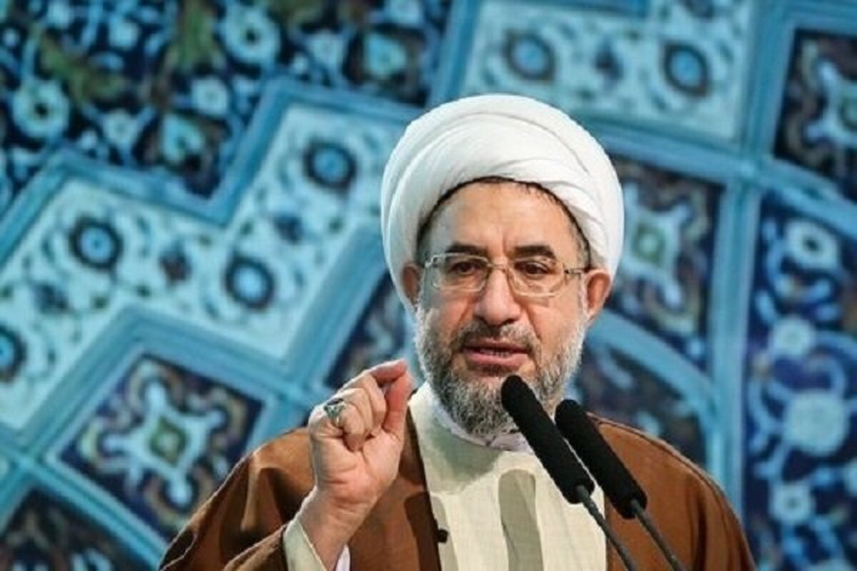 آیت‌الله اراکی: تهدید رهبری اعلان جنگ با ‌مسلمانان است | تکلیف دینی و واجب، ضربه زدن به آمریکایی‌ها و صهیونیست‌هاست
