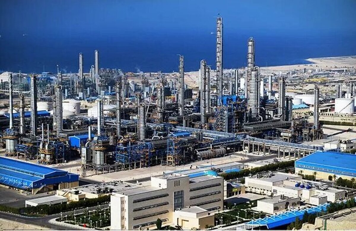 علت برخاستن دود برفراز پتروشیمی چیست؟