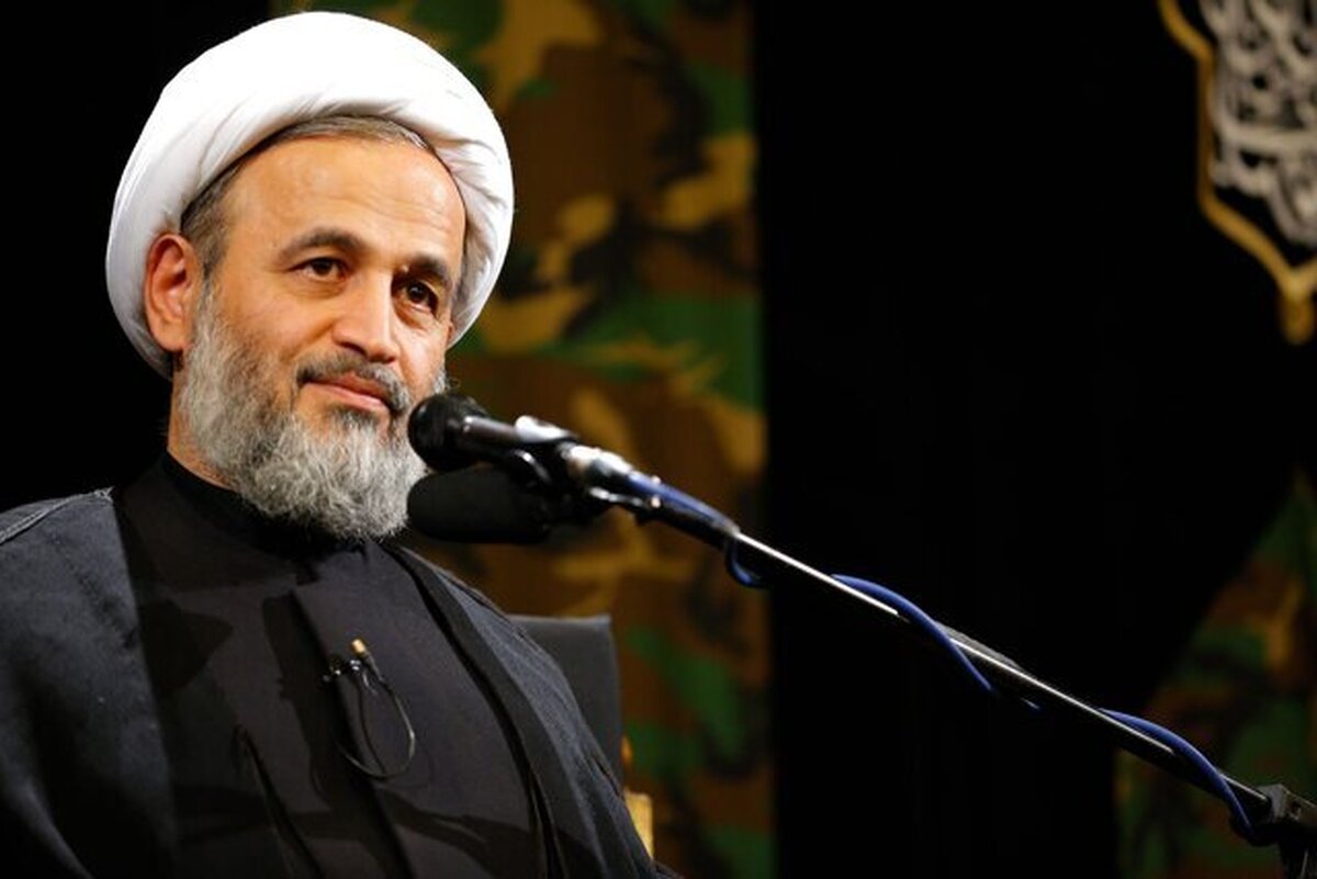 پناهیان: جهان خبر دارد که رهبری ما چه موقعیت و محبوبیتی در دل‌ها دارند