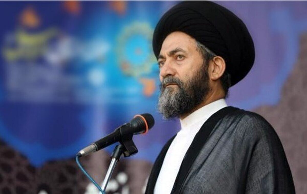 روزنامه جمهوری اسلامی خطاب به امام جمعه اردبیل: استراحت کنید!