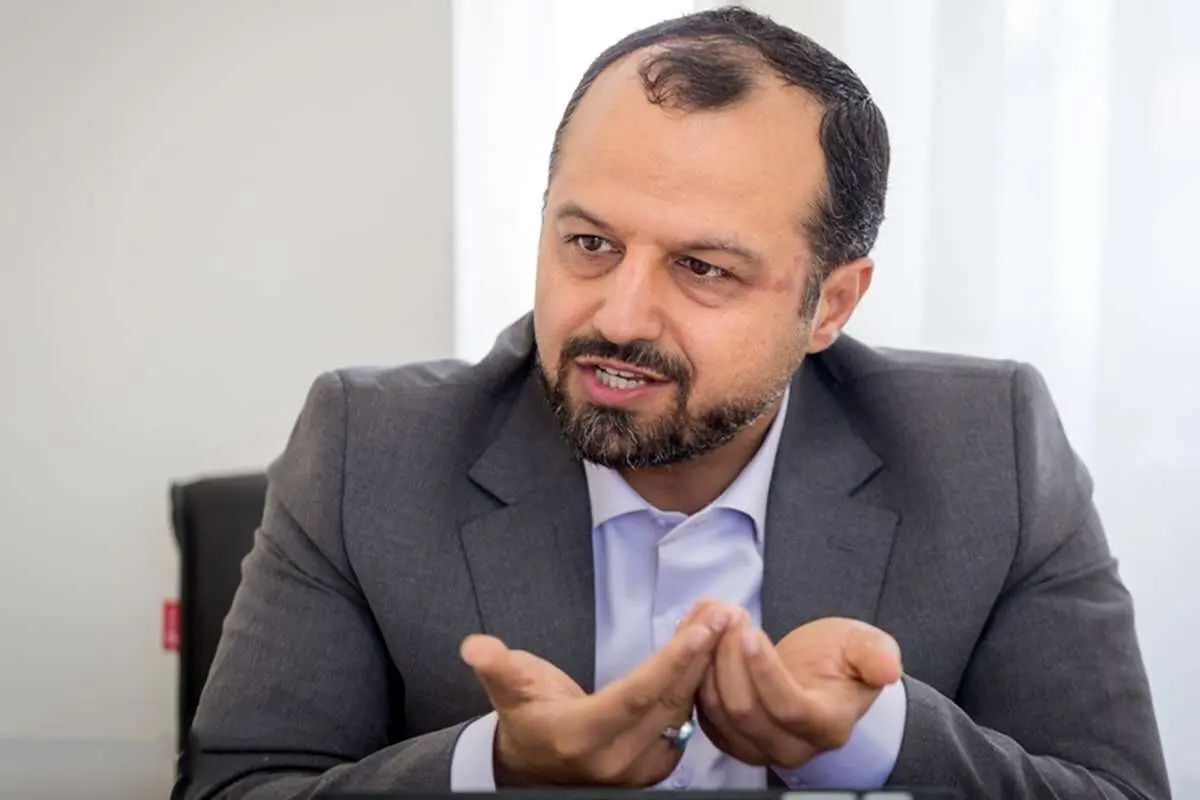 ادعای وزیر اقتصاد دولت رئیسی: در دولت روحانی، سپاه برای آزمایش موشک، زمین می‌فروخت