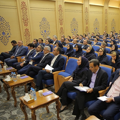تکریم مشتریان، لازمه صیانت از برند بانک است.