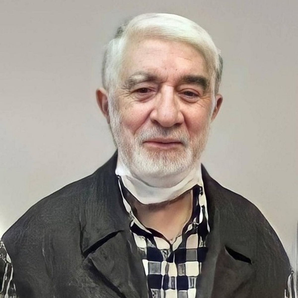 واکنش رسانه اصولگرا به بیانیه اخیر میرحسین موسوی: بوی کباب به مشام‌تان خورده؟