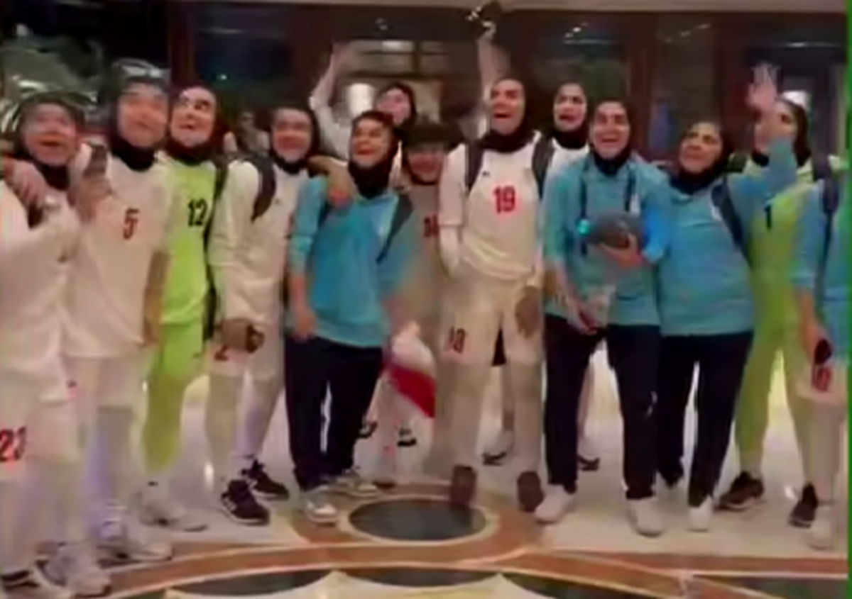 ویدیو؛ همخوانی آهنگ «ایران» توسط بازیکنان تیم ملی فوتبال بانوان