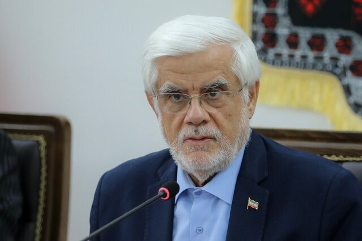 قوانین برای شرایط عادی است؛ در زمان جنگ منافع، امنیت ملی و توده‌های مردم در نظر گرفته می‌شود | هشدار عارف به محتکرین