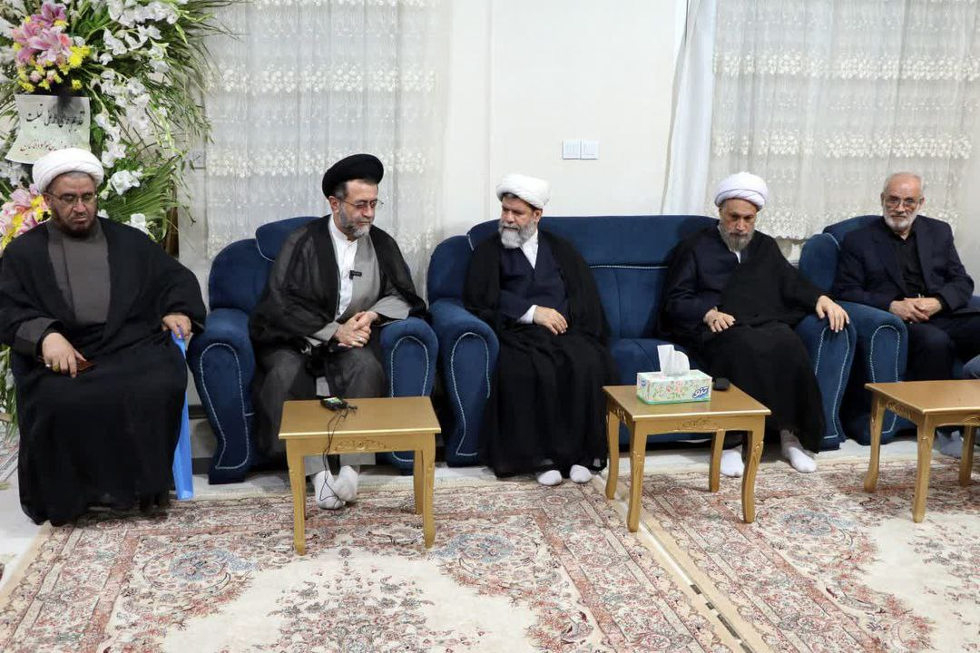 پیام مقام معظم رهبری به خانواده شهید غیب‌پرور ابلاغ شد