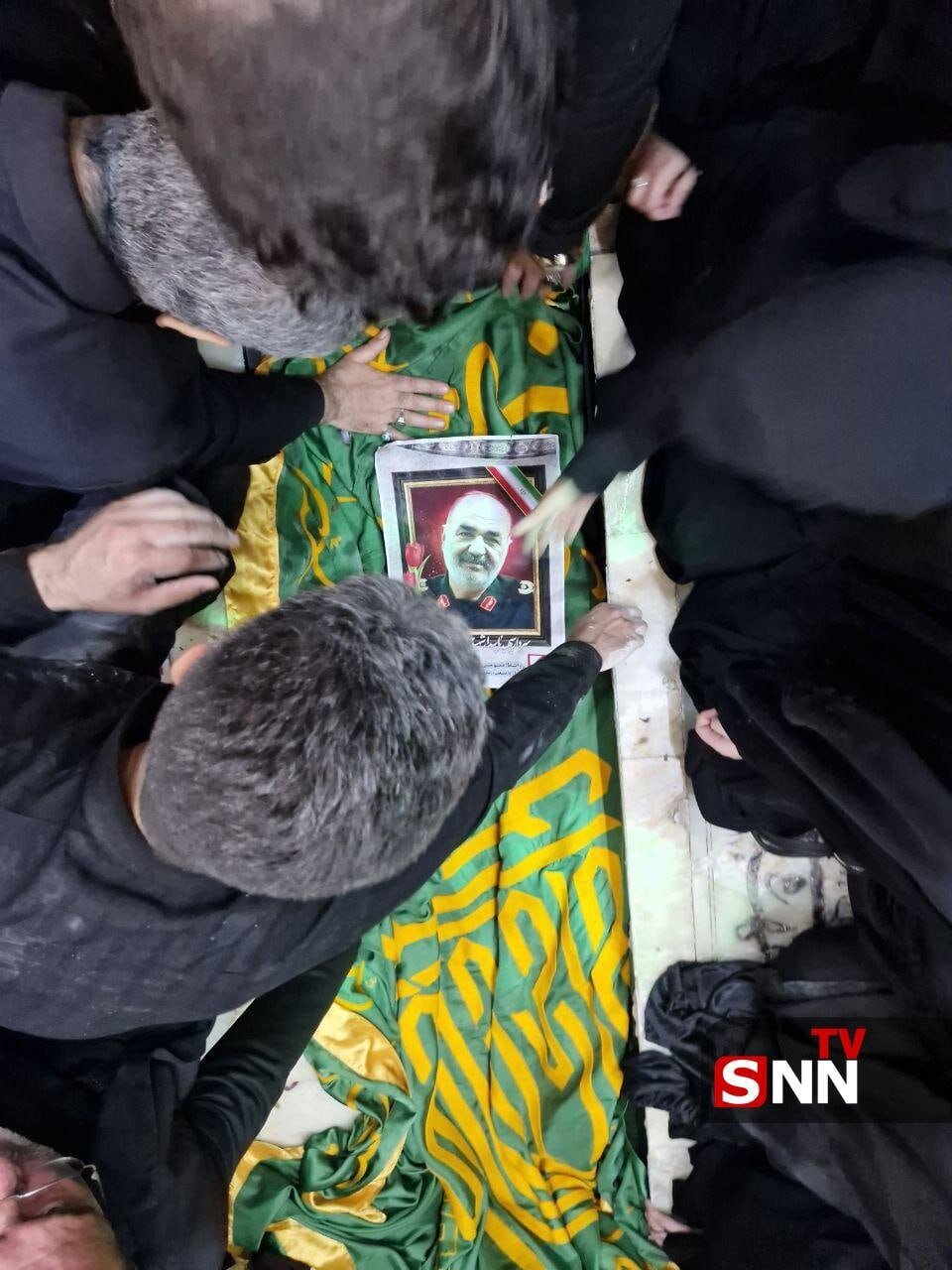 اولین تصویر از محل دفن شهید سردار سلامی