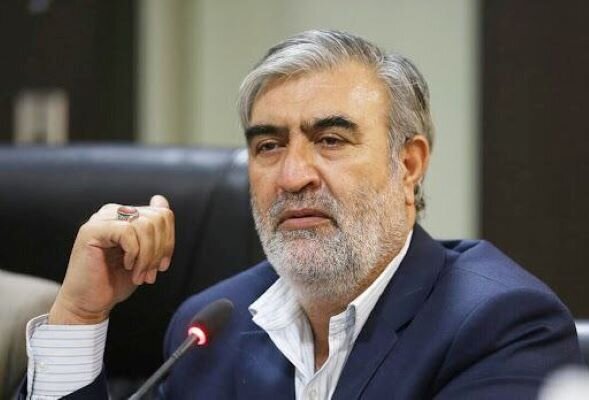 رئیس کمیسیون امنیت ملی مجلس: دست ما هم روی ماشه است!