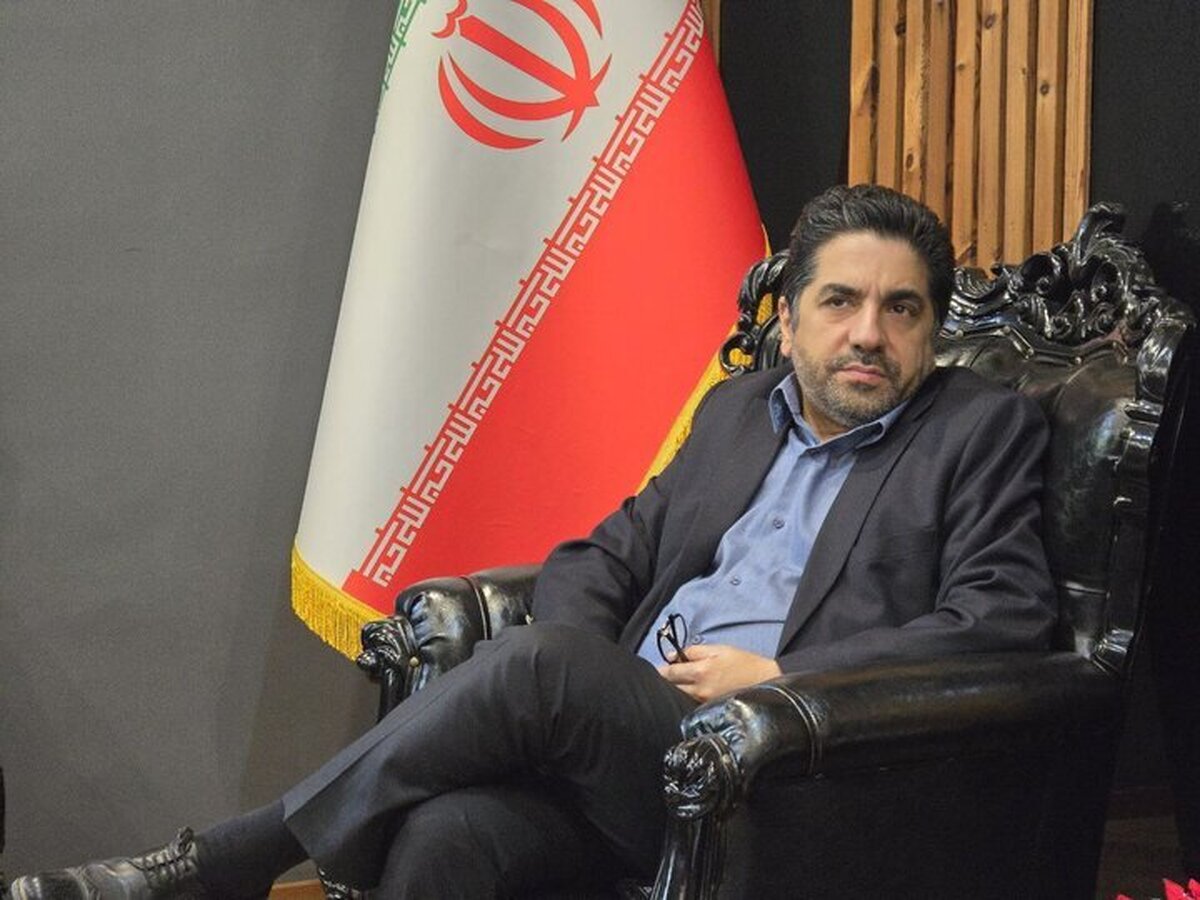 از هوش مصنوعی استقبال می‌کنیم، ولی فعلا با چمن و نور درگیریم