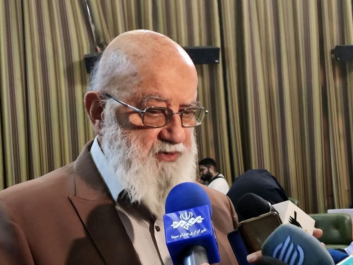 چمران: تراموا وسیله عجیب غریبی نیست، جز یک اتوبوس سه کابین!