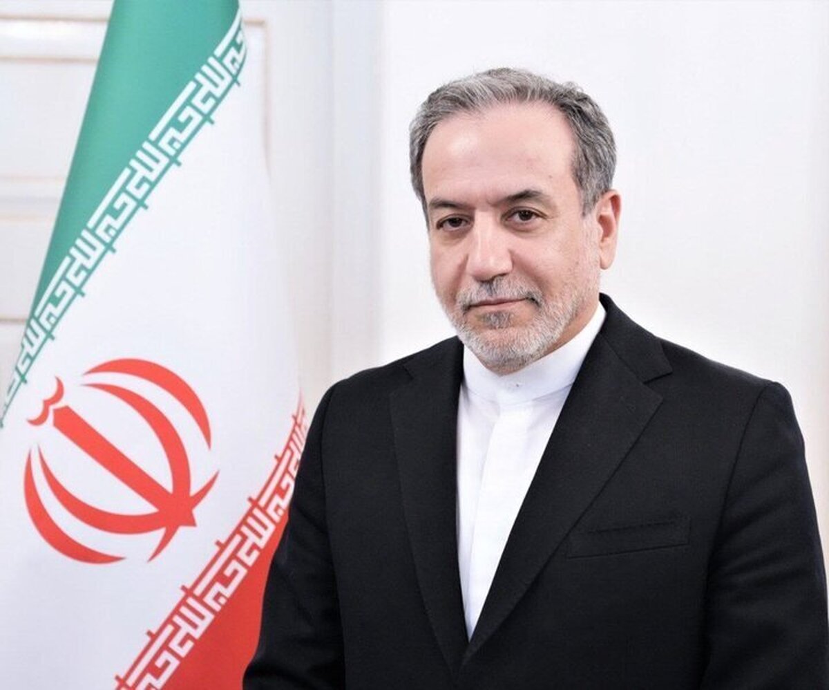 عراقچی به علی لاریجانی تبریک گفت