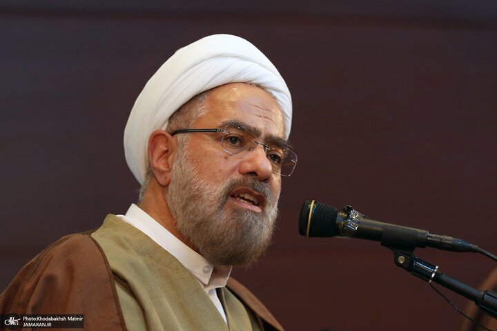 مردم شاهدند به رغم کم لطفی‌ها پای نظام ایستادید | از التهاب‌های موجود بکاهید