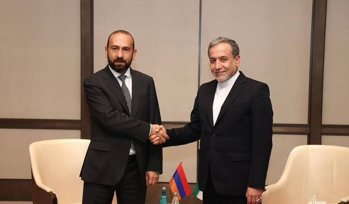وزیر خارجه ارمنستان عراقچی را از توافق صلح با جمهوری آذربایجان مطلع کرد