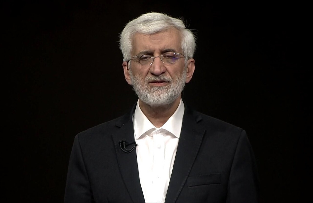 طرفداران سعید جلیلی در فکر استیضاح پزشکیان؛ چرا آنها کار خودشان را به رهبری نسبت می‌دهند؟