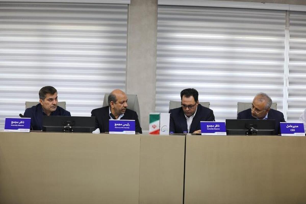 گزارش مجمع‌عمومی عادی سالیانه پتروشیمی بندر امام
درآمد پتروشیمی بندر امام ۵۰ درصد رشد کرد / خوراک NGL به بالای ۱۰۰ هزار بشکه رسید
