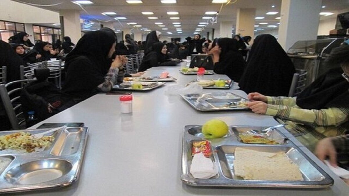 مسمومیت دانشجویان علوم پزشکی شیراز قطعی نیست