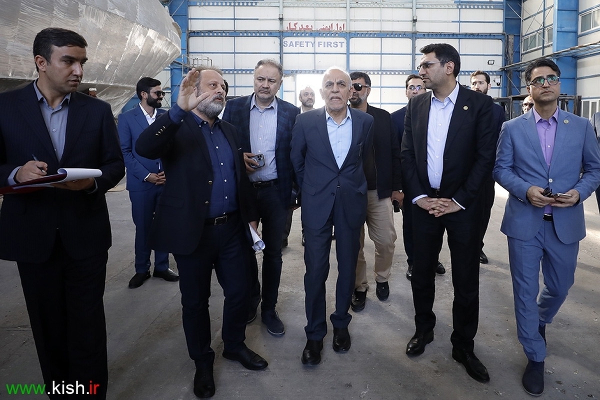 بازدید نماینده رییس جمهور از کشتی سازی بوت سرویس کیش