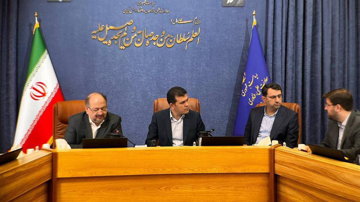 هم‌افزایی کیش، معاونت علمی و هلدینگ خلیج فارس برای توسعه پتروپارک و هاب هوش مصنوعی در جزیره