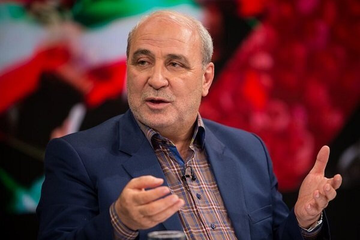 حمله حاجی‌دلیگانی به عراقچی: دشمن زیر میز زد، بعد شما ناز آنها را می‌کشید؟